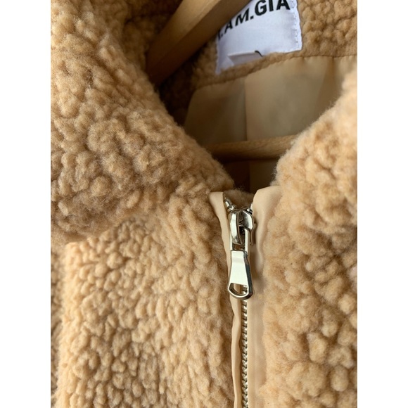COPY - ✨Host Pick✨ I.AM.GIA | pixie coat - oversized teddy jacket - Picture 3 of 16
